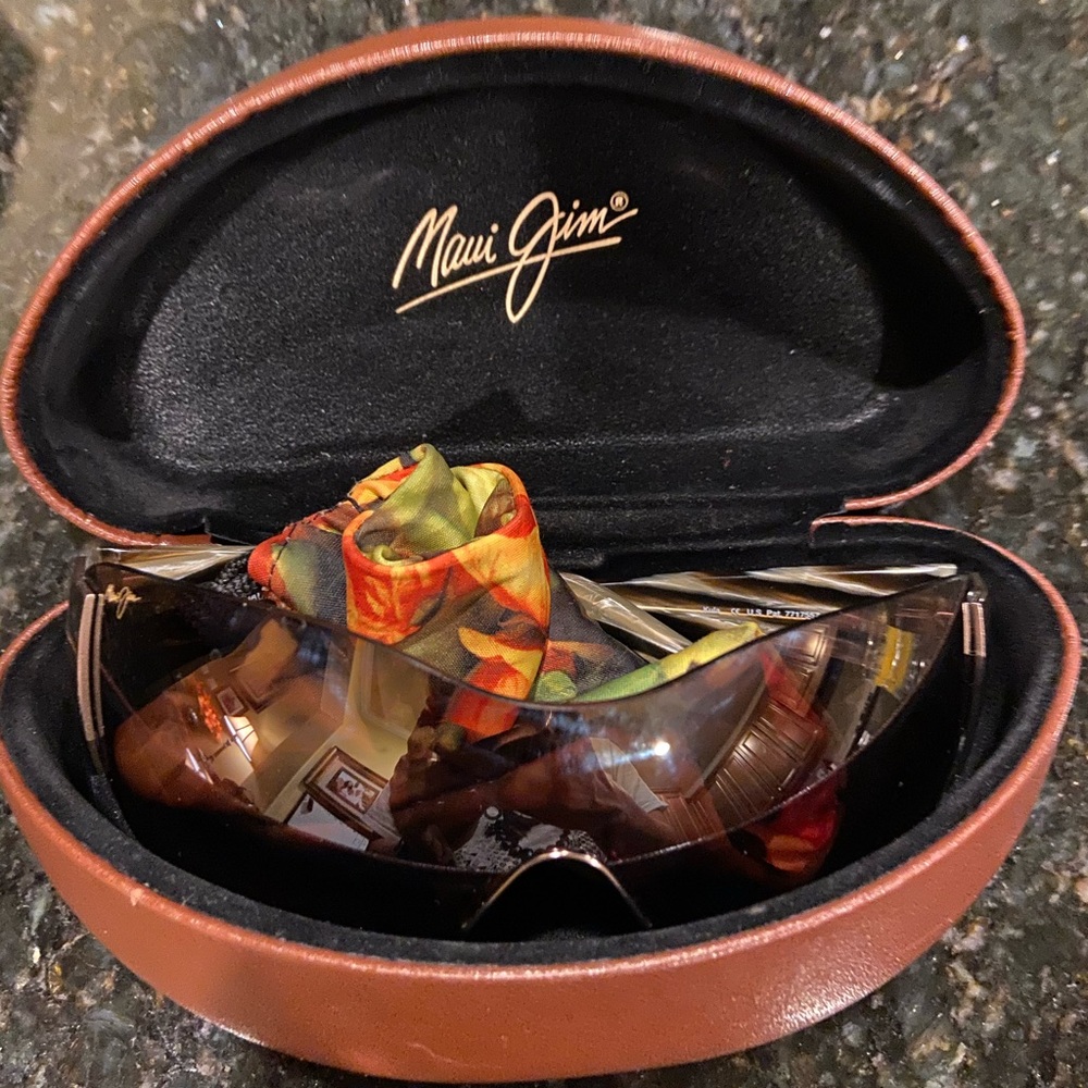 Authentic Maui Jim polarized sunglasses